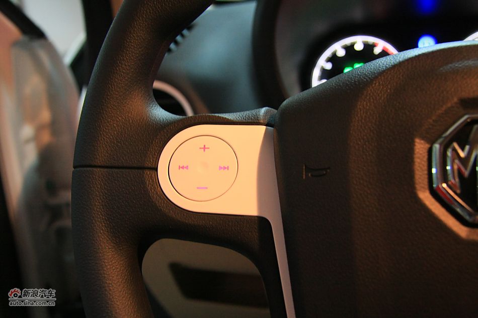 MG3内饰功能图片