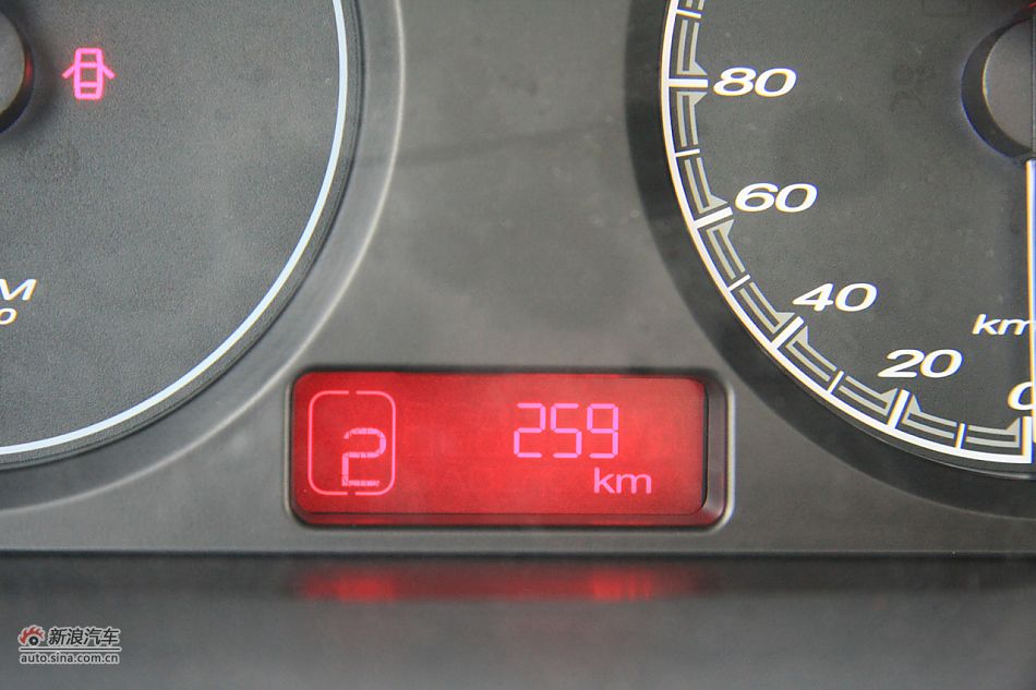 MG3内饰功能图片