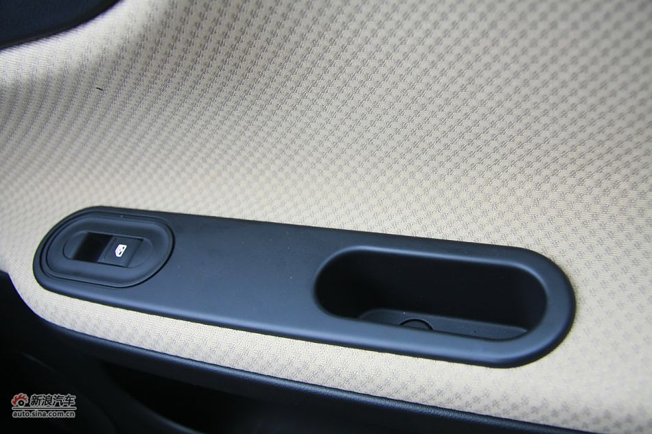 MG3座椅空间图片