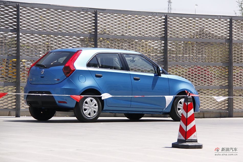 2011款MG3