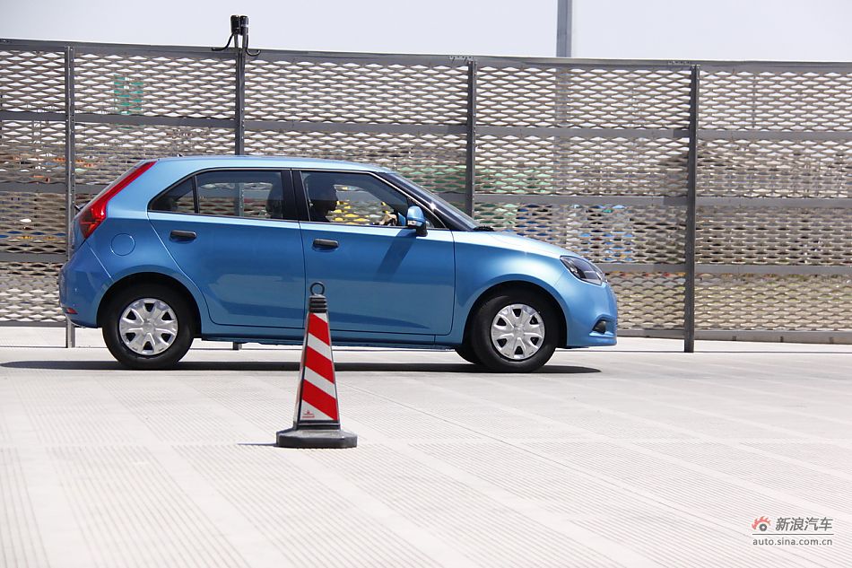 2011款MG3