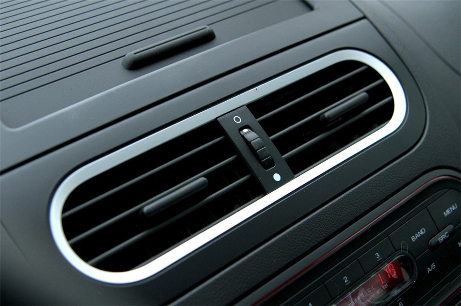 MG3 2013款 1.3L AT 舒适版 内饰