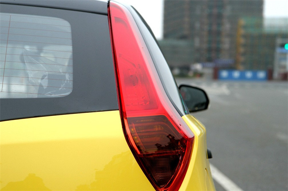 MG3 2013款 1.3L AT 舒适版 细节