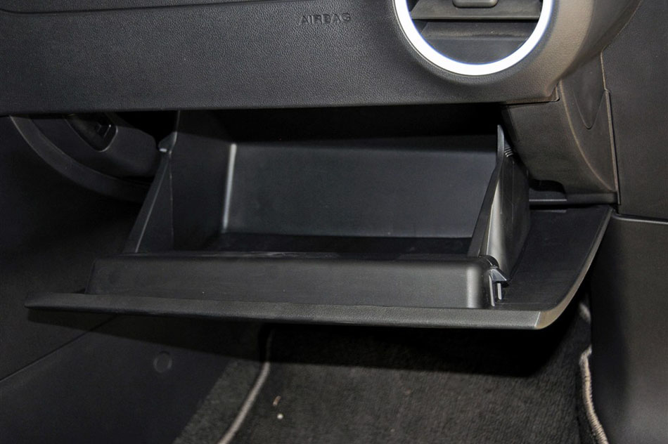 2013款 1.5L 手动超值版 内饰