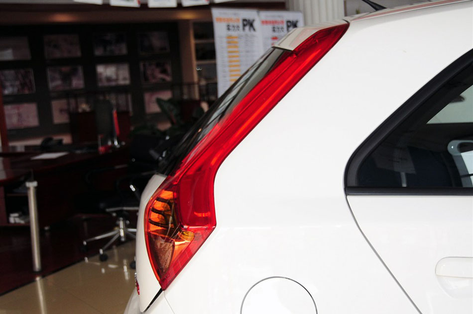 2013款 1.5L 手动超值版 细节