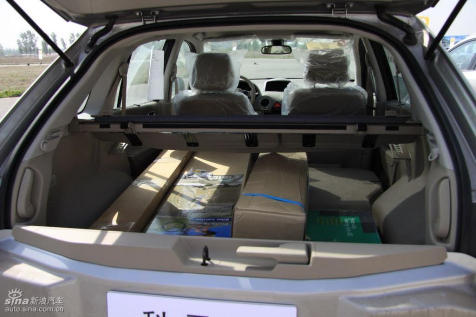 新浪试驾雷诺科雷傲内饰实拍图