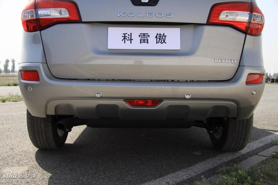 新浪试驾雷诺科雷傲外观实拍图
