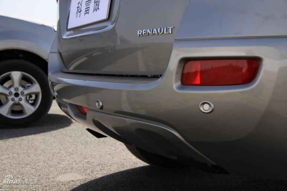 新浪试驾雷诺科雷傲外观实拍图