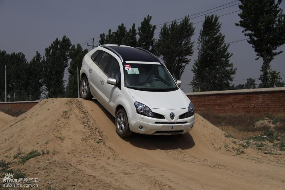 雷诺科雷傲试车实拍图