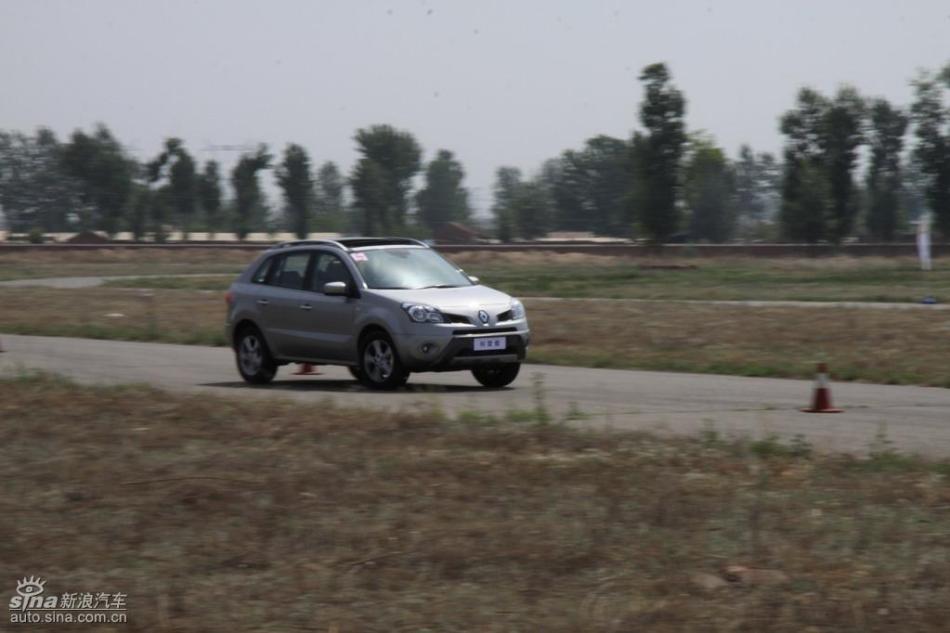 雷诺科雷傲试车实拍图