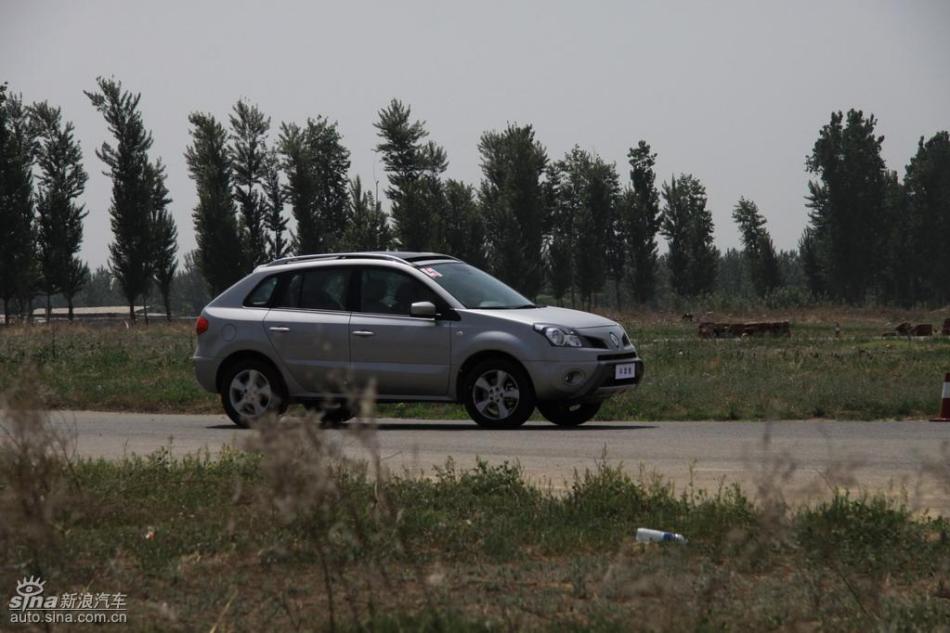 雷诺科雷傲试车实拍图