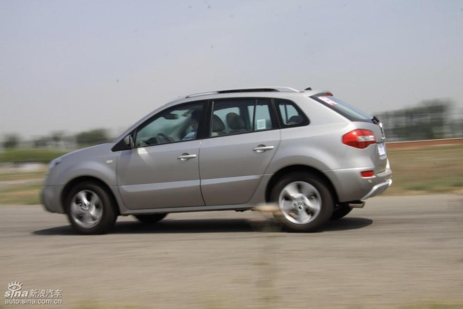雷诺科雷傲试车实拍图