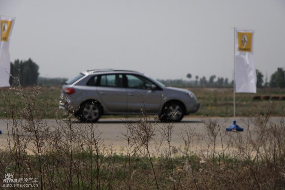 雷诺科雷傲试车实拍图