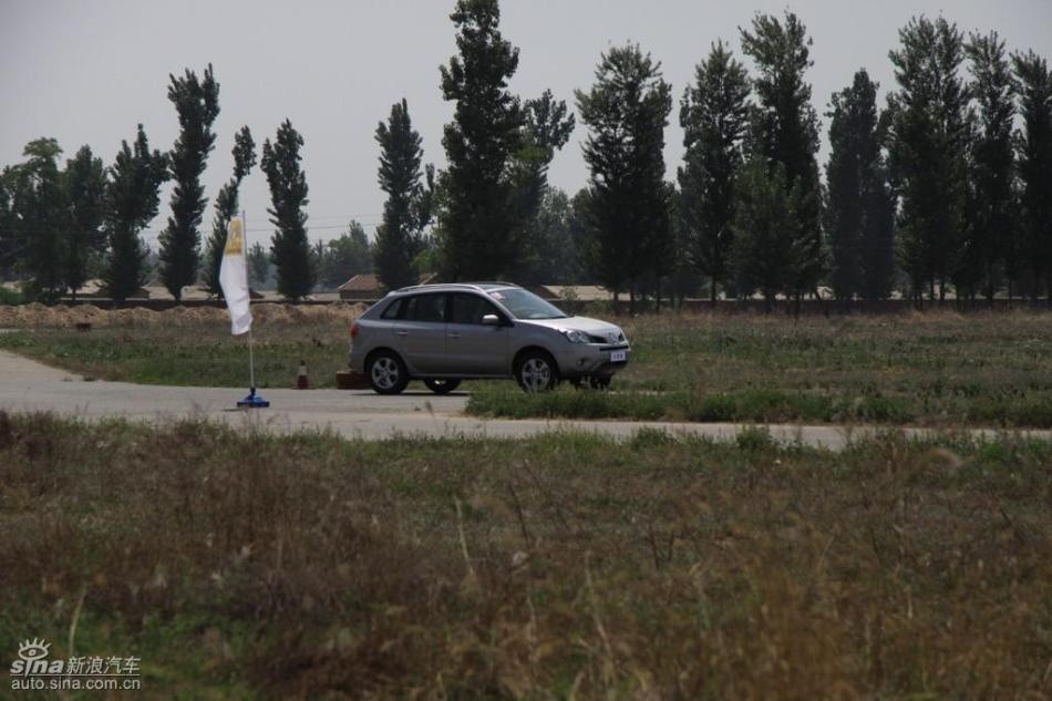雷诺科雷傲试车实拍图