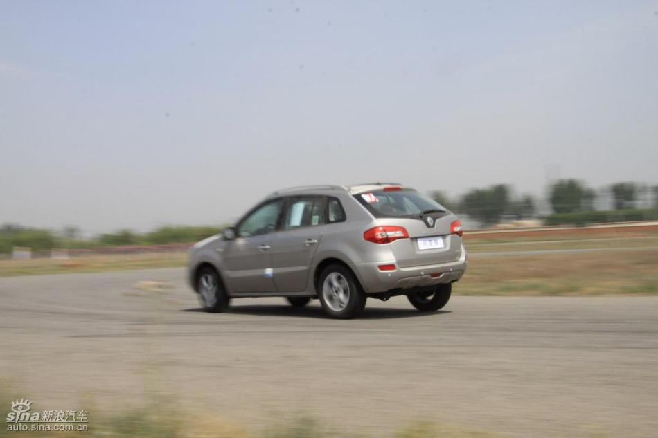 雷诺科雷傲试车实拍图