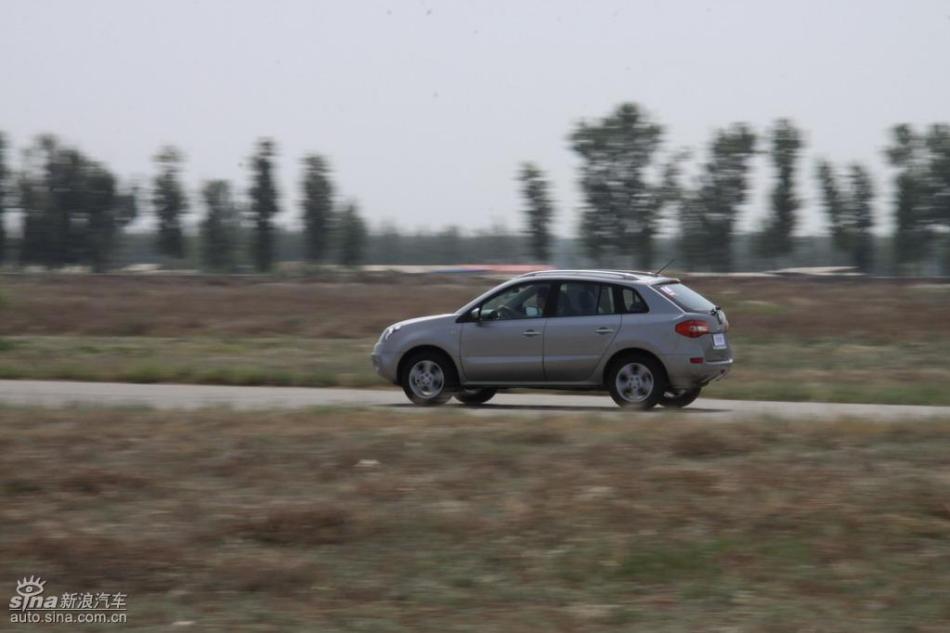雷诺科雷傲试车实拍图