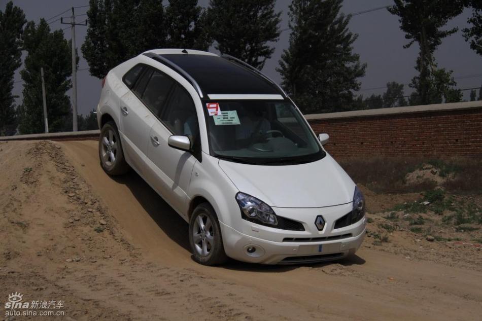 雷诺科雷傲试车实拍图