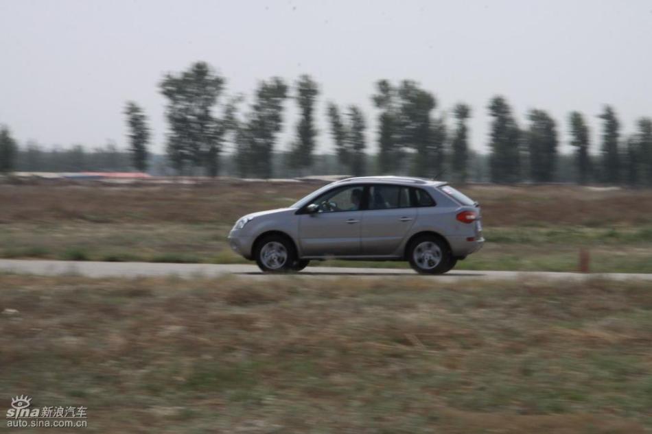 雷诺科雷傲试车实拍图
