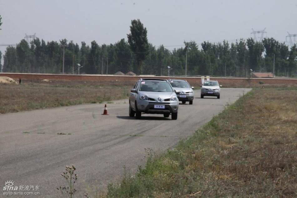 雷诺科雷傲试车实拍图