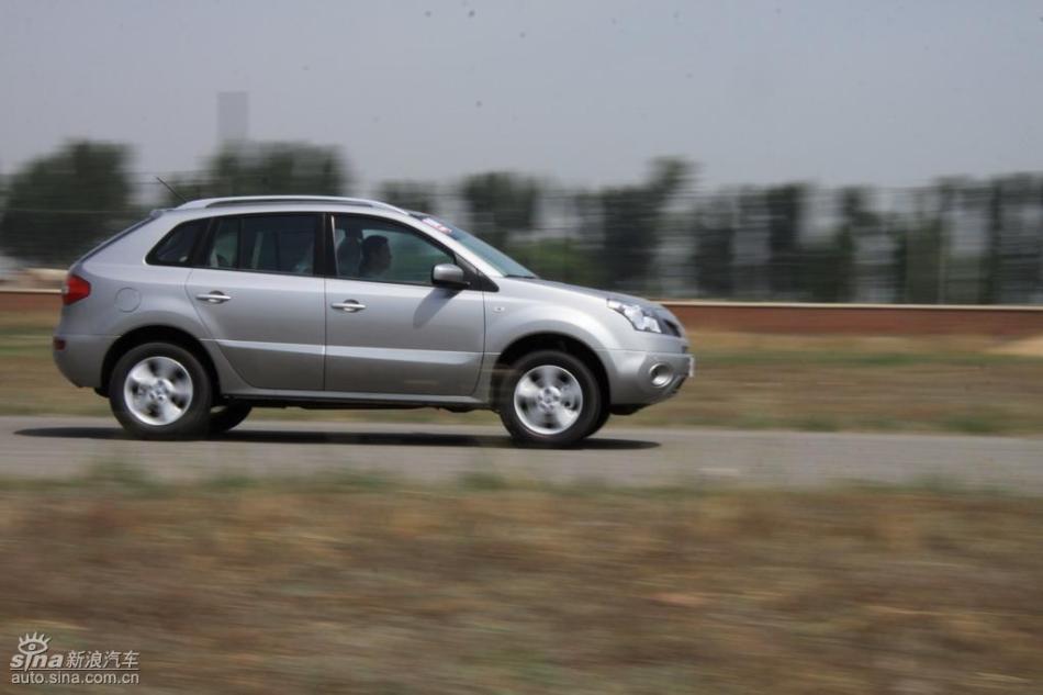 雷诺科雷傲试车实拍图