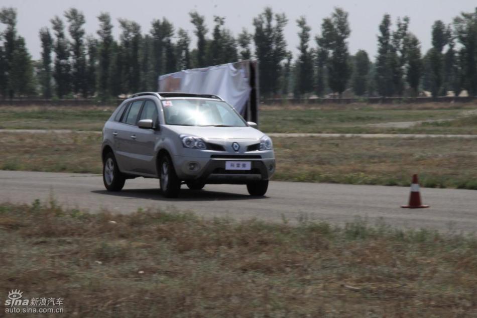 雷诺科雷傲试车实拍图