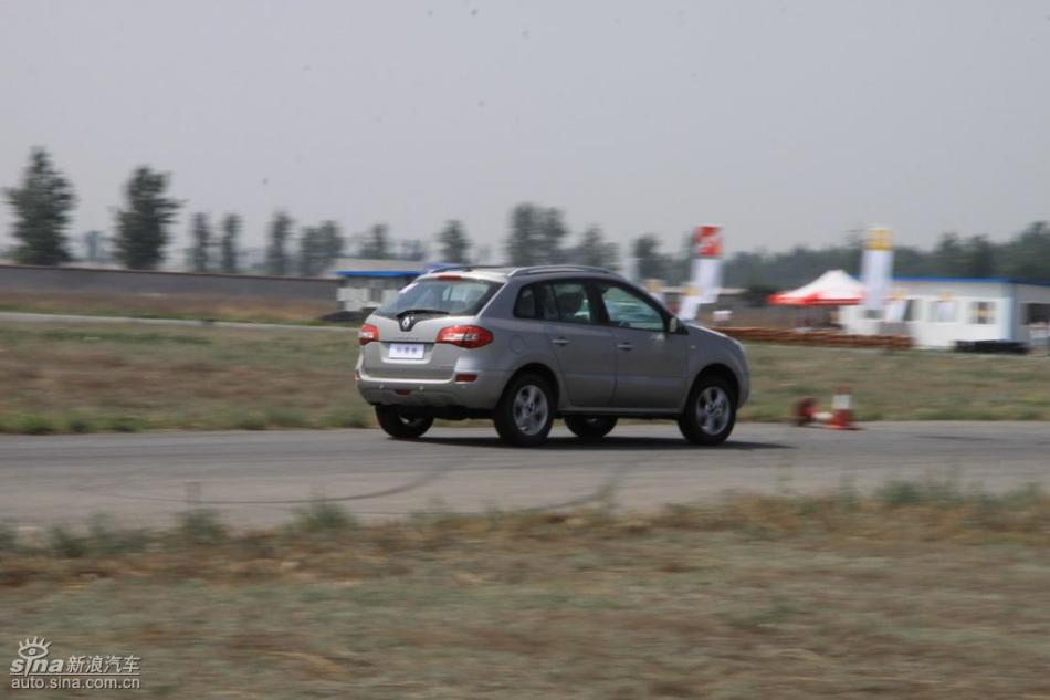 雷诺科雷傲试车实拍图