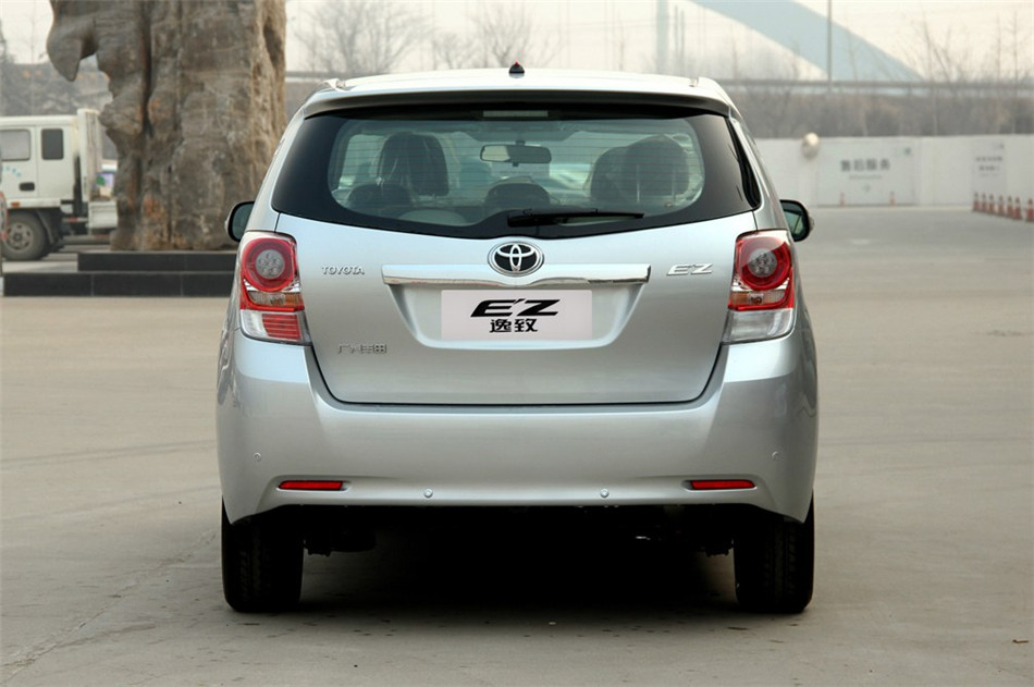 2012款逸致1.8L CVT舒适多功能版