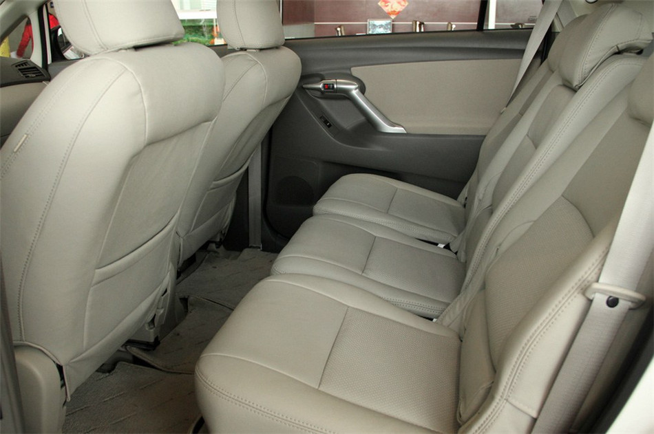 2012款逸致1.8L CVT舒适多功能版