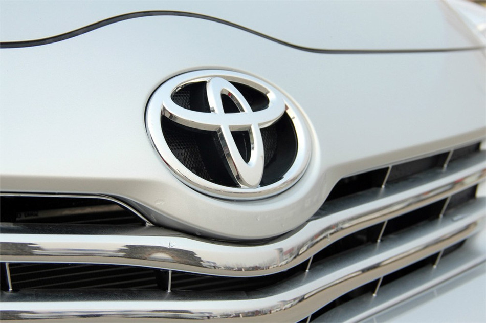 2012款逸致1.8L CVT舒适多功能版