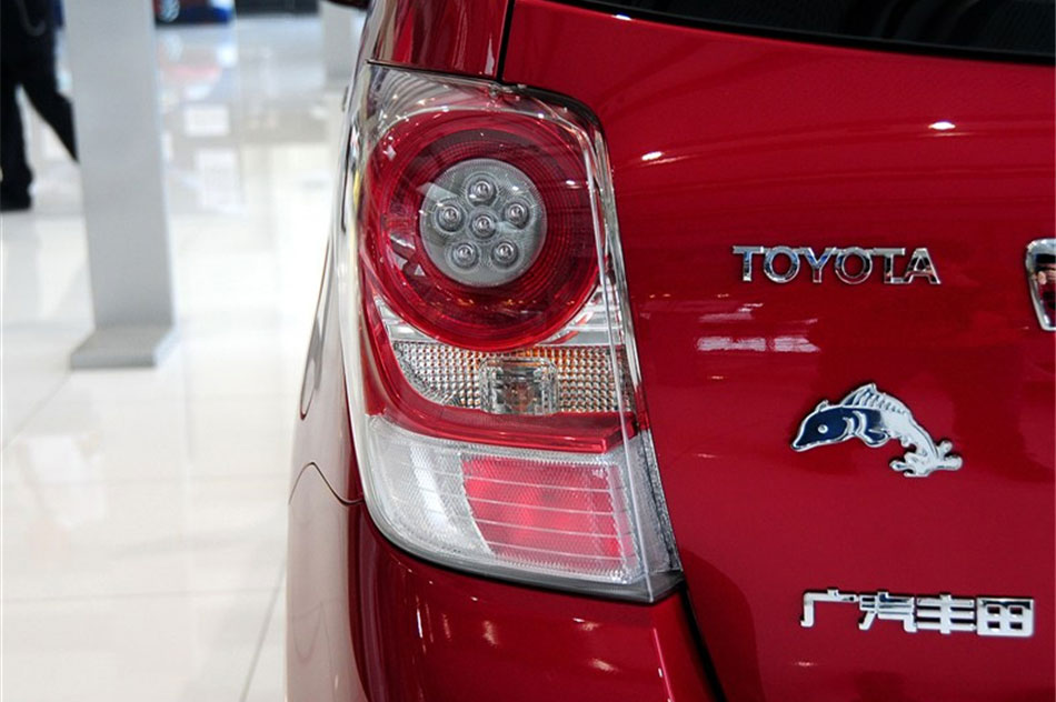 2014款逸致180E CVT精英版