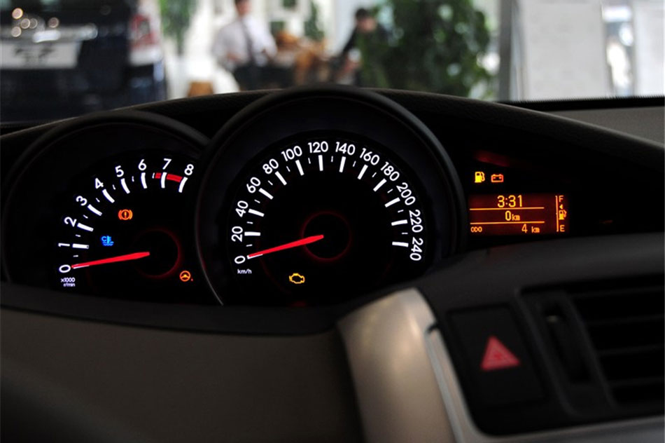 2014款逸致180E CVT精英版