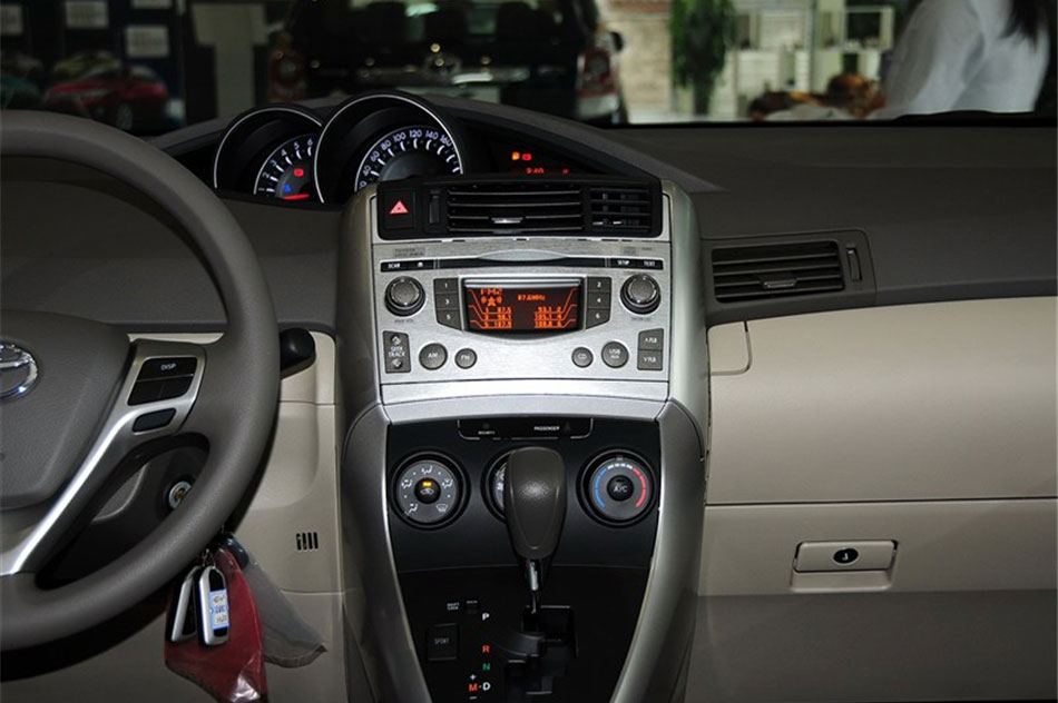 2014款逸致180E CVT精英版