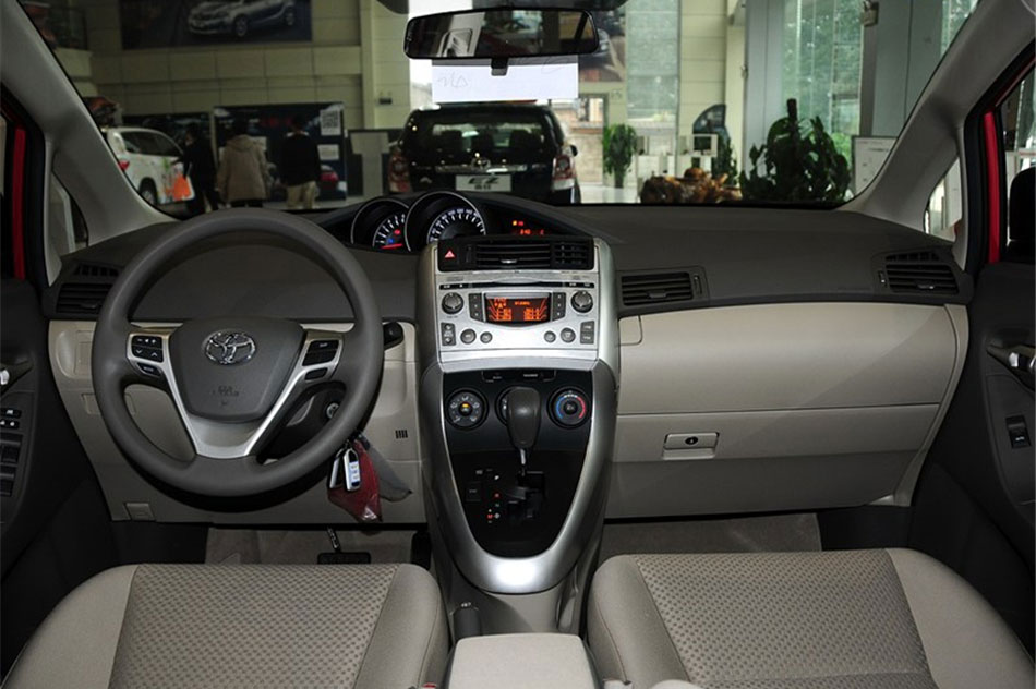 2014款逸致180E CVT精英版