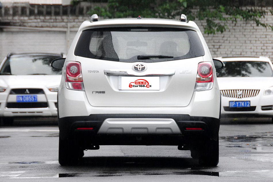 2015款 180E CVT跨界版 外观