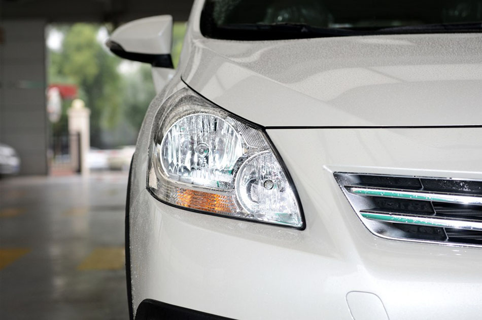 2015款 180E CVT跨界版 细节