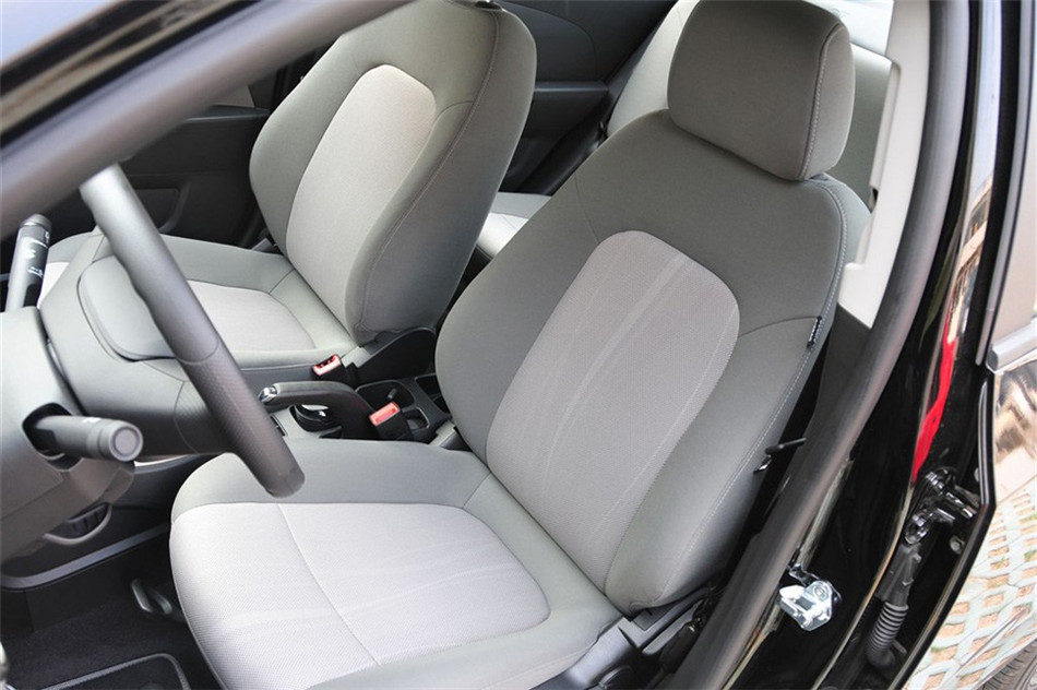 爱唯欧 三厢 2011款 1.4L MT SE 