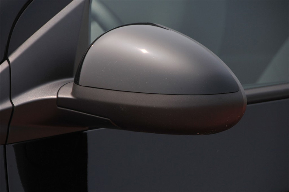 爱唯欧 三厢 2011款 1.4L MT SE