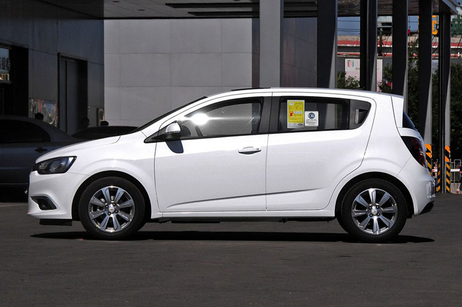 2014款 两厢 1.6SX AT 风尚版 外观