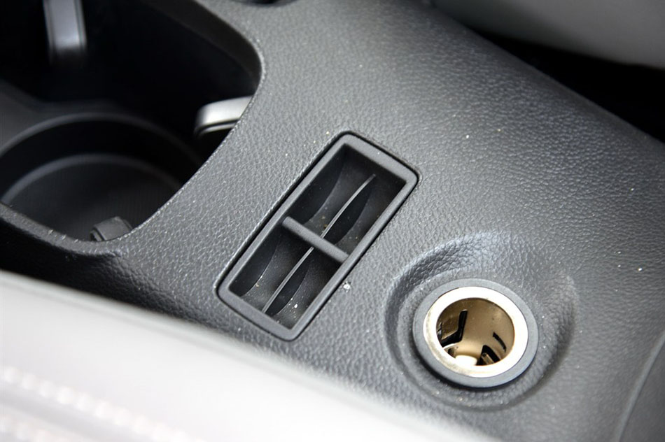 2014款 三厢 1.6SX AT 风尚版 内饰