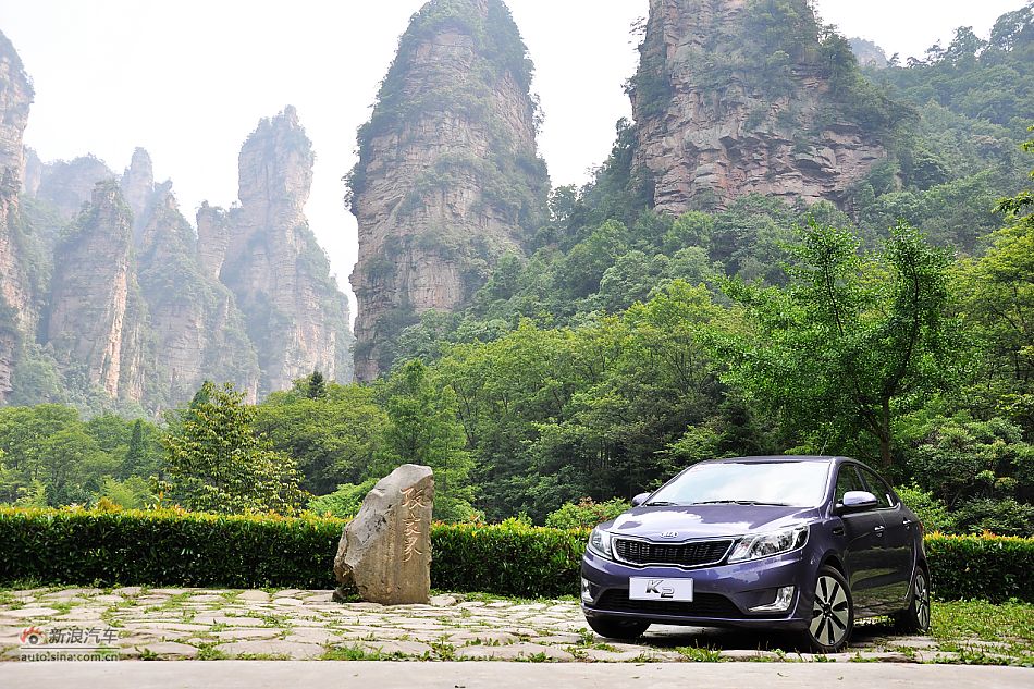 东风悦达起亚K2外观