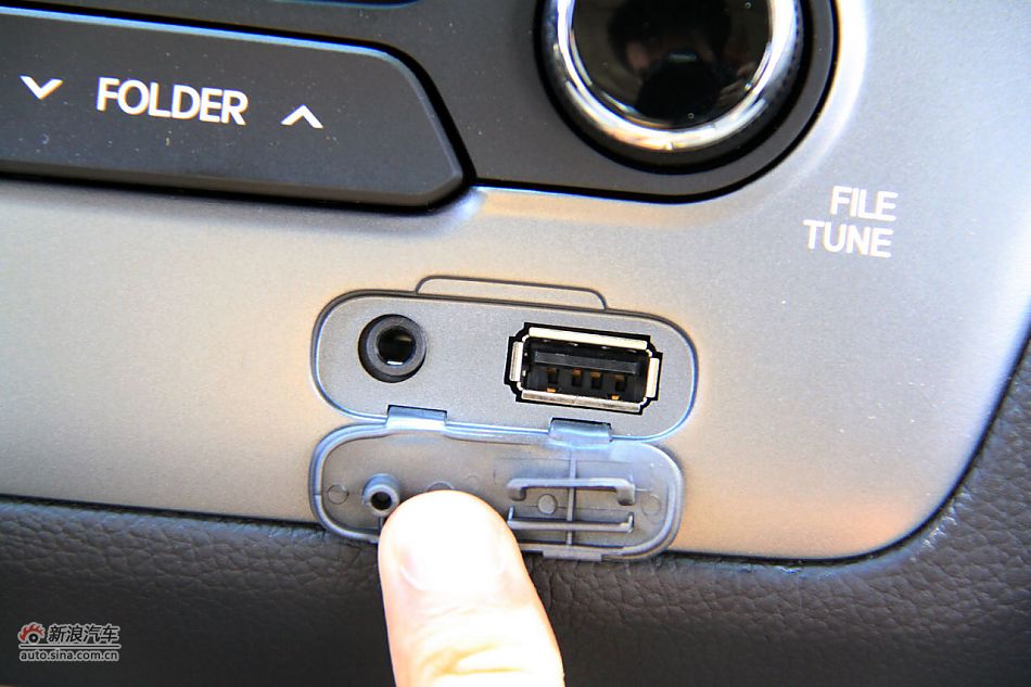 2011款起亚K2实拍