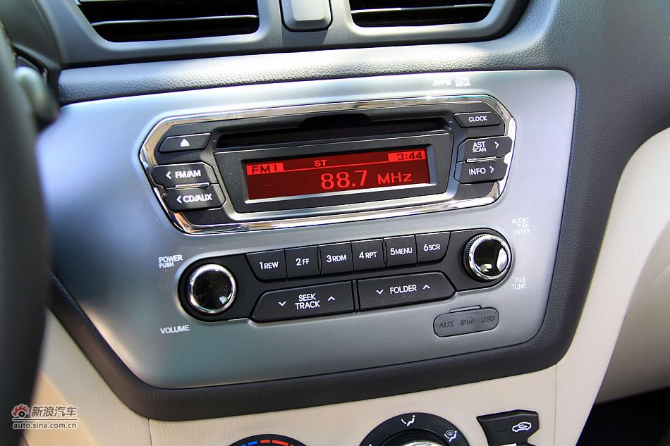 2011款起亚K2实拍