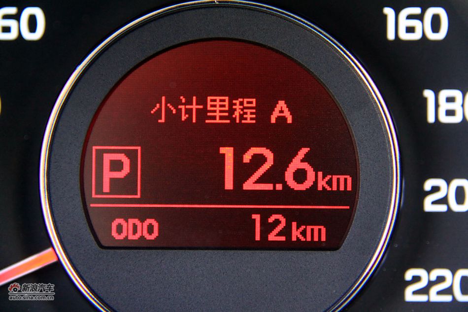 2011款起亚K2实拍