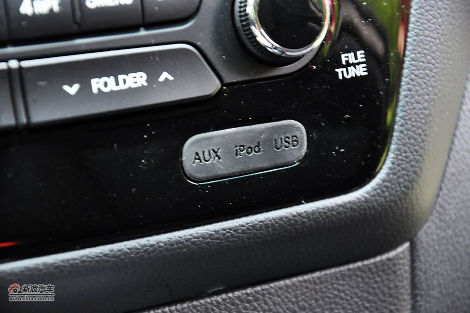 东风悦达起亚K2内饰功能