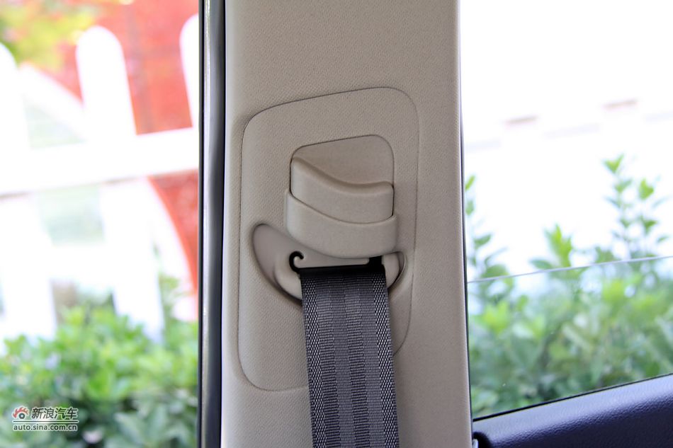 2011款起亚K2实拍