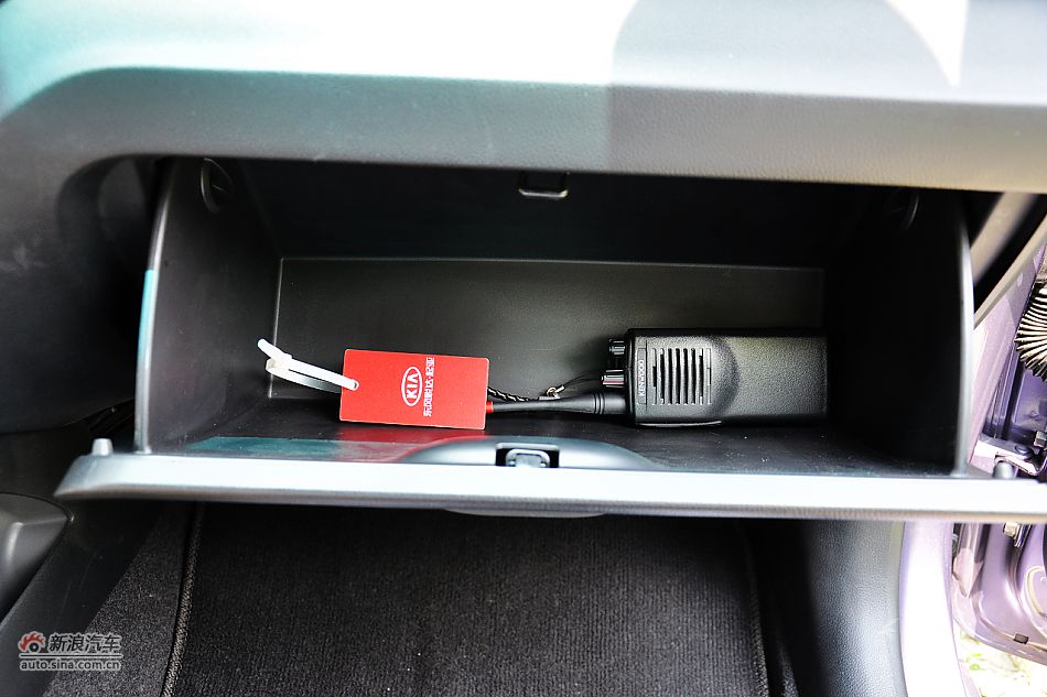 东风悦达起亚K2座椅空间