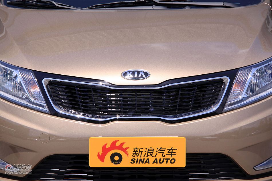 2011款起亚K2实拍