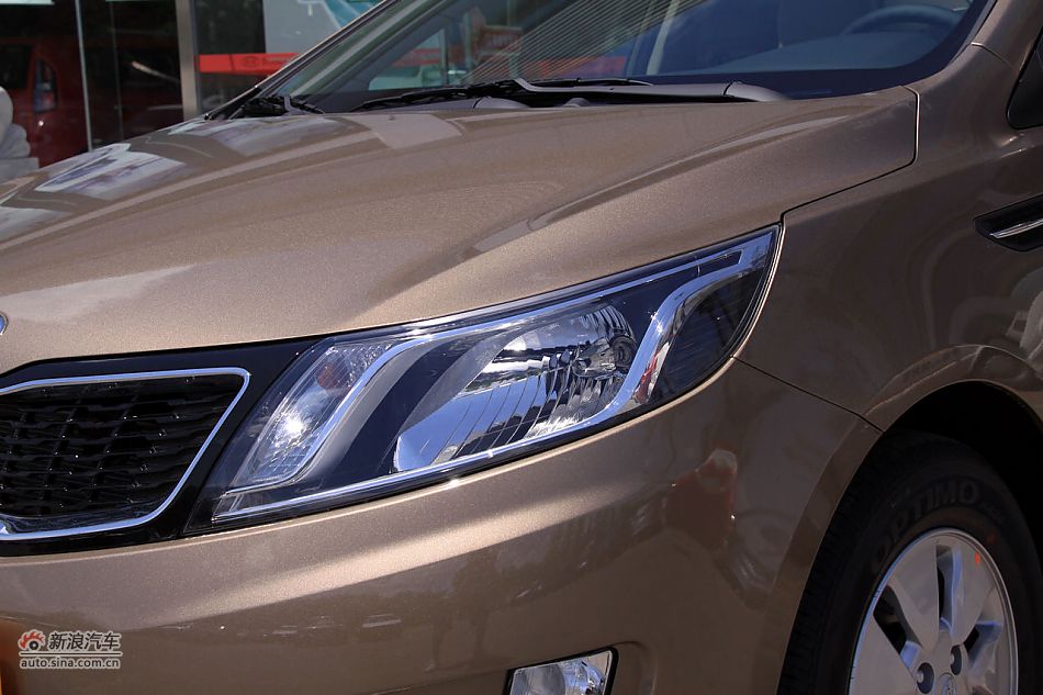 2011款起亚K2实拍