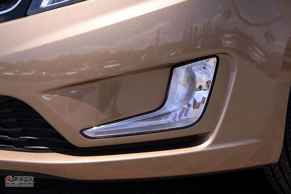 2011款起亚K2实拍