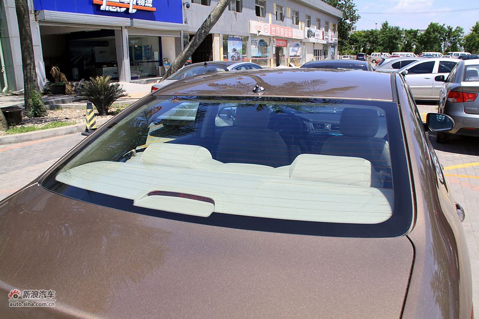 2011款起亚K2实拍